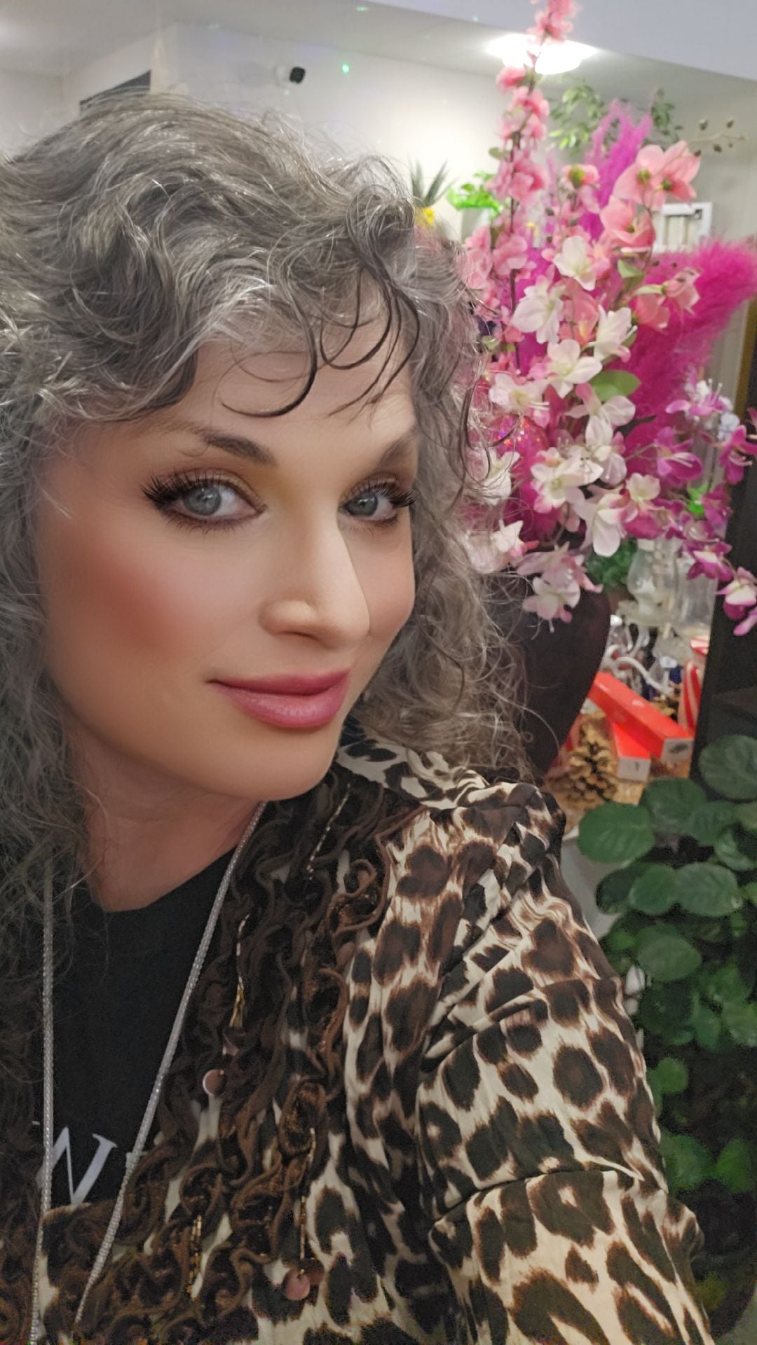 Vase arrangment Desinger choice collage