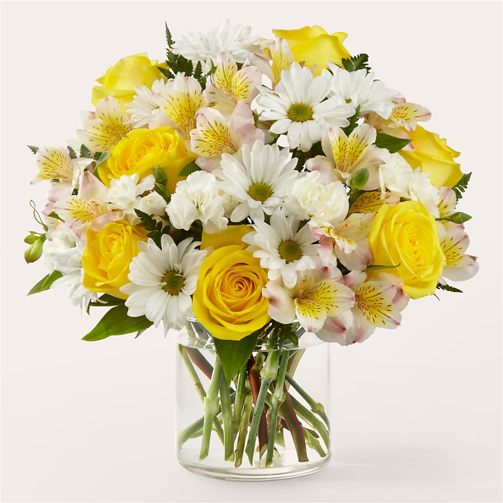 Gleeful Bouquet – Trail Florist Incorporated, Trail BC