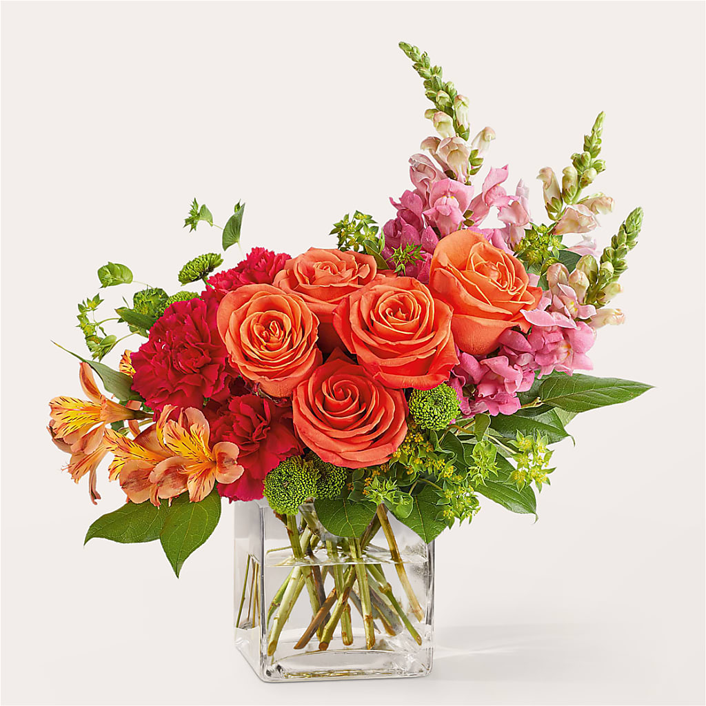 Cosmopolitan Bouquet – Trail Florist Incorporated, Trail BC