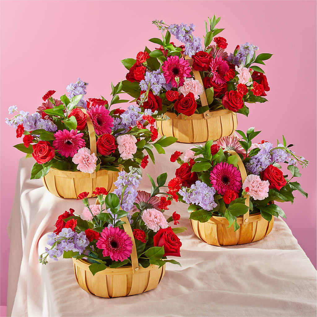 Pink Picnic Basket – Trail Florist Incorporated, Trail BC