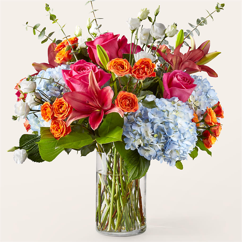 Awestruck Luxury Bouquet – Trail Florist Incorporated, Trail BC
