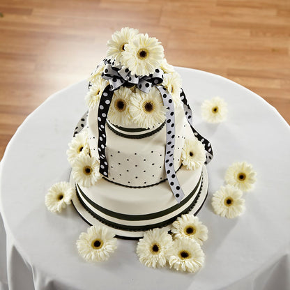 Simple Sophistication Cake Décor –  Trail Florist Incorporated, Trail BC